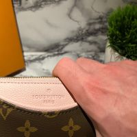Дамска чанта Louis Vuitton, снимка 7 - Чанти - 45799705