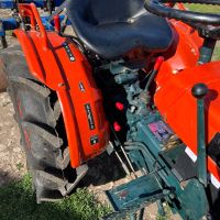 Японски трактор Kubota 14 к.с 4х4, снимка 5 - Селскостопанска техника - 45208340