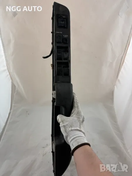 Бутони ел. стъкла и огледала за Toyota, снимка 1