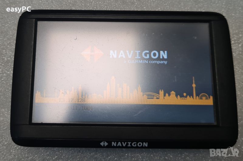 Продавам висок клас навигации NAVIGON Flow Easy 42 EA42-20, снимка 1