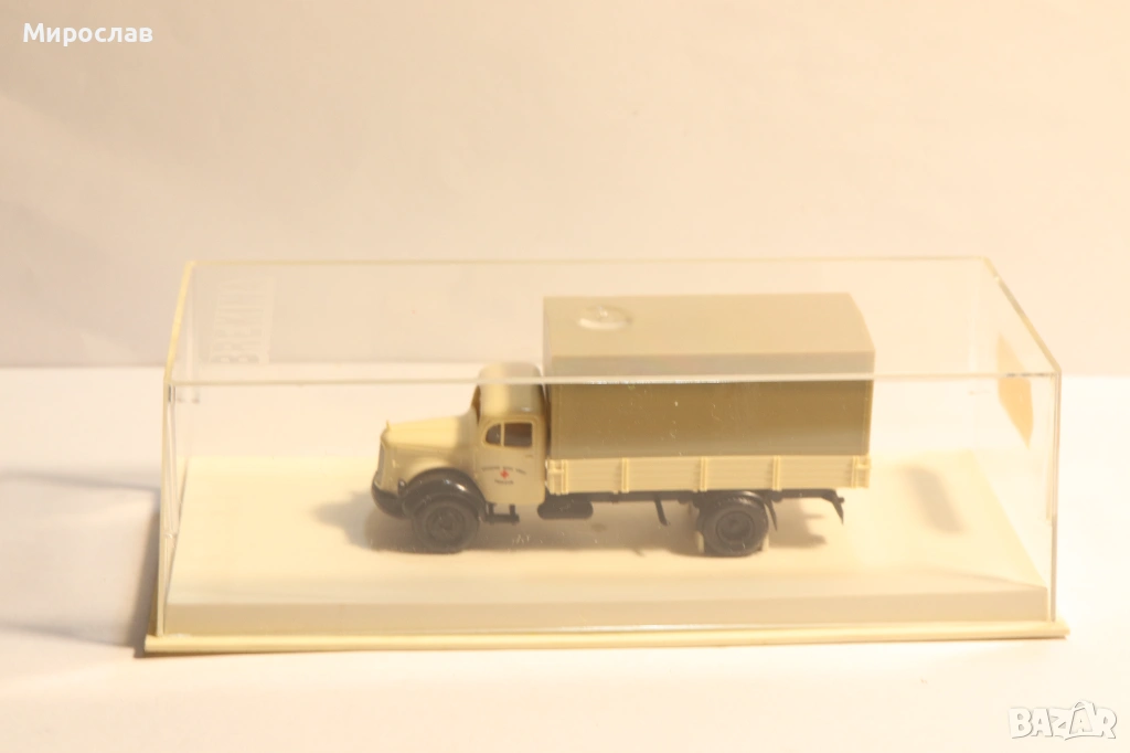 BREKINA H0 1/87 MERCEDES КАМИОН МОДЕЛ, снимка 1
