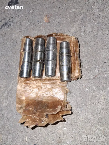 Втулки клапани  газ53 , снимка 1