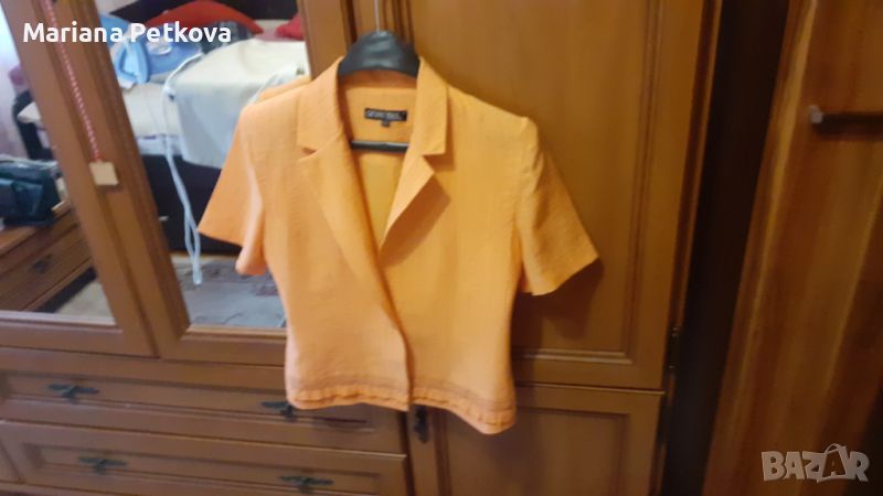 Оранжево лятно сако, снимка 1