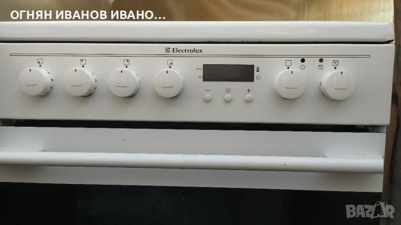 Electrolux свободно стояща печка със керамичен плот и дисплей+Гаранция, снимка 1