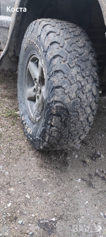 Гуми 31/10.5/15, снимка 1