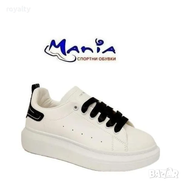 Бели спортни обувки с черни връзки, снимка 1