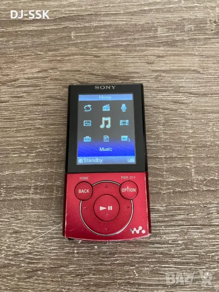 Sony Walkman NWZ-E444 RED ( 8 GB ) Digital Media Player, снимка 1