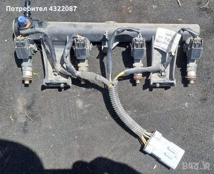 Бензинова рейка с  дюзи Пежо 1007 / Peugeot 1007 1.6I 16V 110к.с NFU, снимка 1