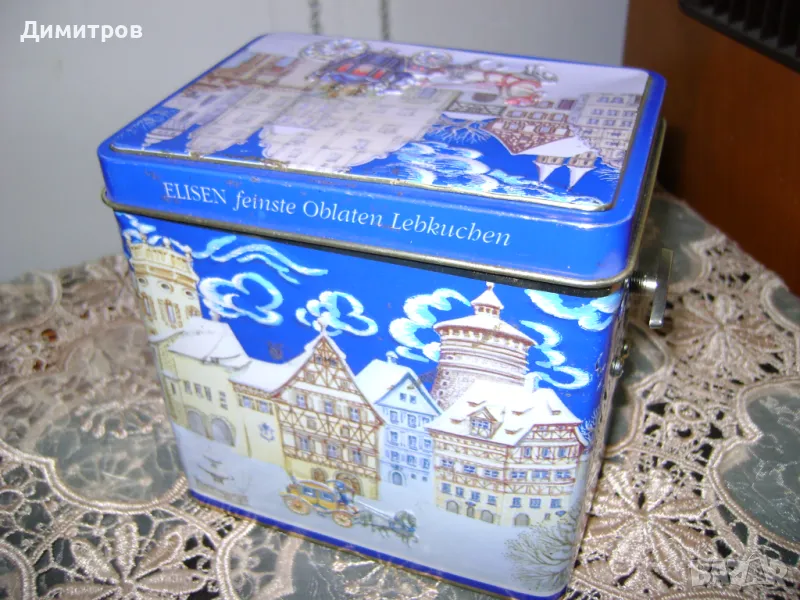 ретро кутиика със латерна, снимка 1