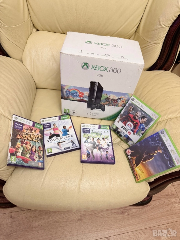 Xbox 360 E (boxed) с кинект +кристален контролер и игри в кутия, снимка 1