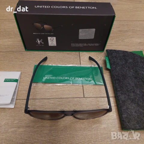 Оригинални очила с калъфче и кутия Benetton, снимка 2 - Слънчеви и диоптрични очила - 50744808