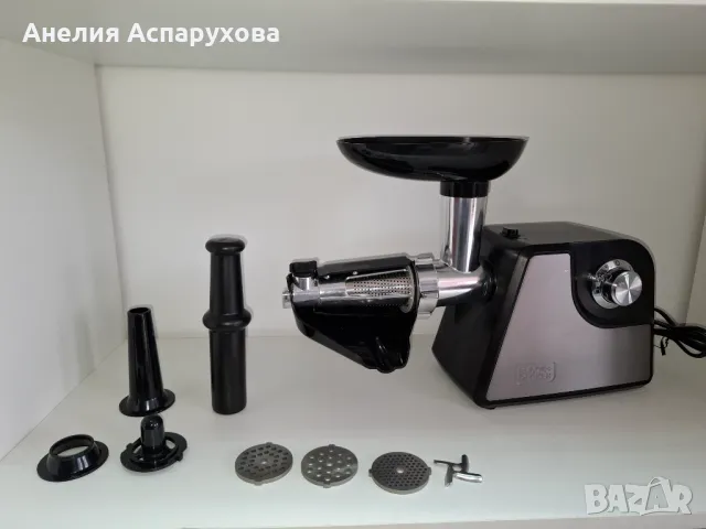 Месомелачка Black&Decker BXMMA1000E, 1000W, 2 степени на скорост,, снимка 4 - Месомелачки - 48352683