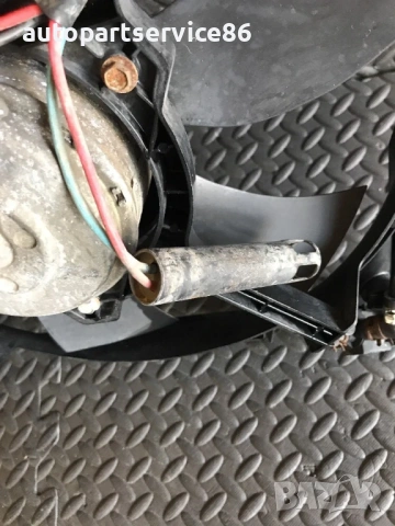 Мотор за вентилатор на радиатор за Volvo C70 2.0 Бензин (2002) 30822036, 9020818, снимка 3 - Части - 54054486