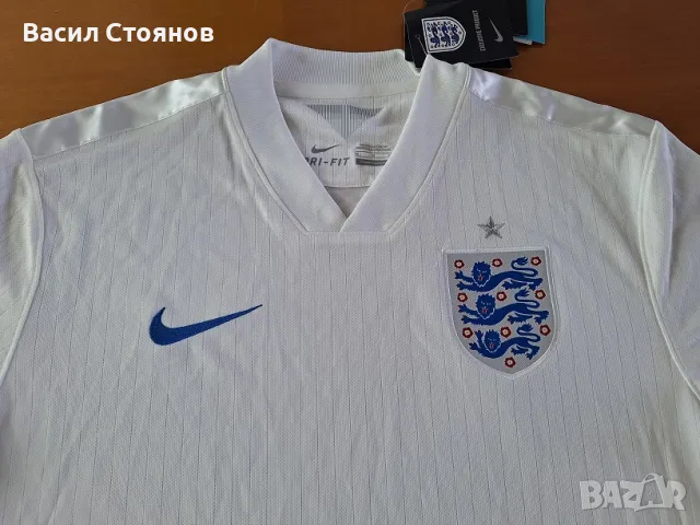 Англия / England Nike 2014г. - размер M, снимка 2 - Фен артикули - 47109458