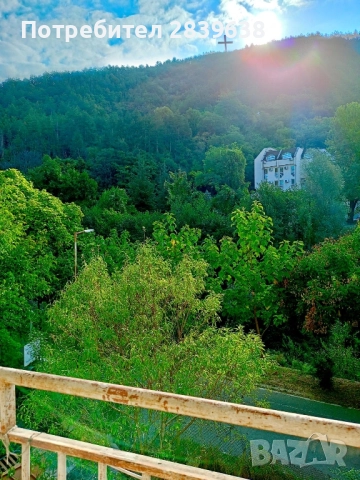 Просторен тристаен апартамент 113 кв.м – до парк Бачиново, панорама към Рила и реката , снимка 1