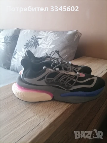 Дамски маратонки Адидас , снимка 2 - Маратонки - 50720892