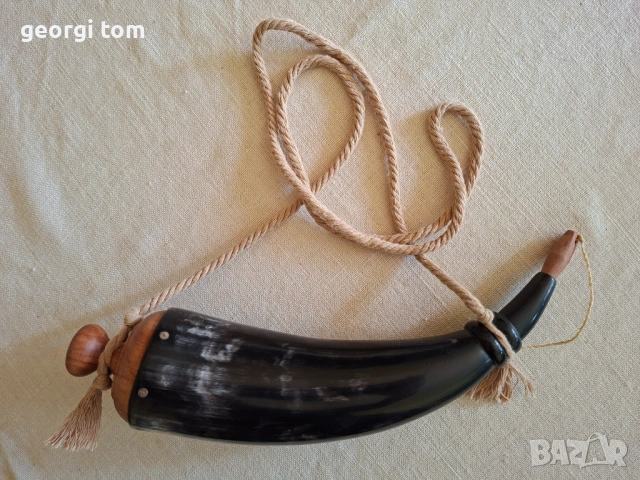 Продавам рогове за барут, снимка 2 - Колекции - 53534932