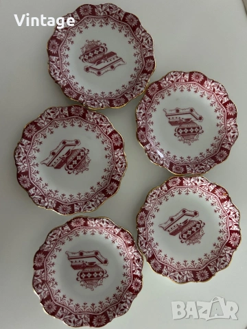 Пет броя Bavaria порцеланови чинии с позлата , снимка 3 - Колекции - 53983654