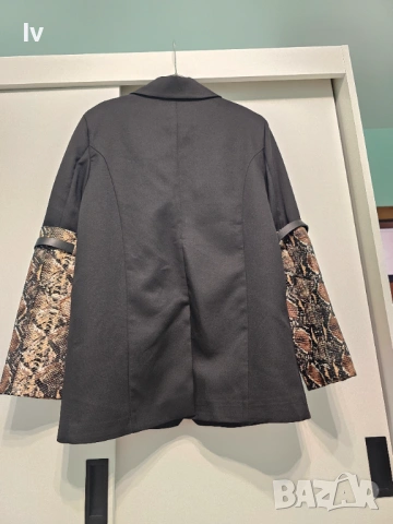 Дамско сако змийски мотиви, снимка 4 - Сака - 53432897