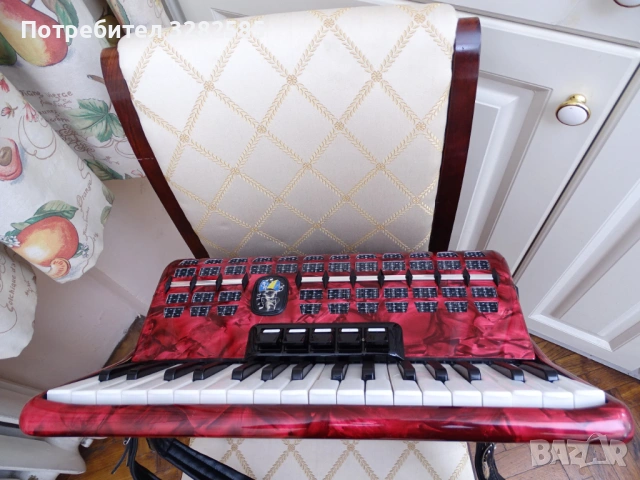 Нов акордеон Weltmeister Meteor 60 баса, снимка 12 - Акордеони - 53719640