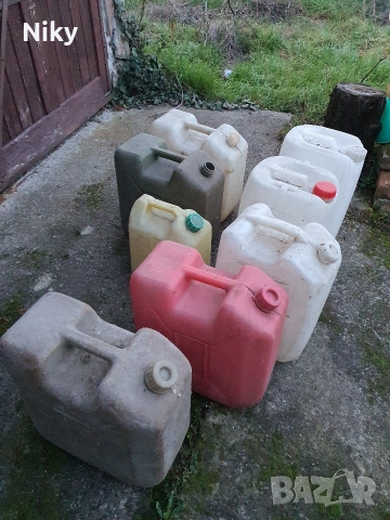 Туби по 20 литра , снимка 2 - Бидони, бурета и бъчви - 53976379