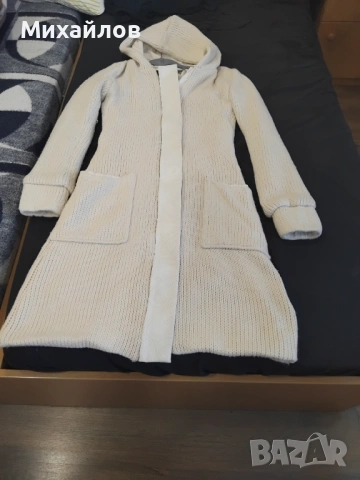 Дамска вълнена жилетка, снимка 2 - Жилетки - 53401939