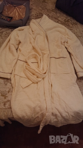 Български халат за баня Дилиос екрю,100% памук 450гр.кв.м., снимка 5 - Други - 52794311