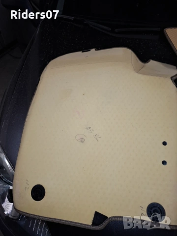 Стелки за Audi a3 8l , снимка 4 - Аксесоари и консумативи - 53740165