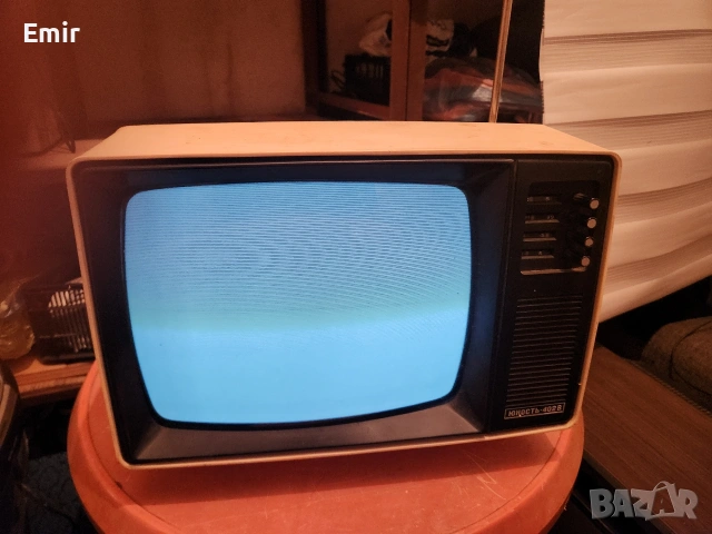 Продавам Юност 402-8 Телевизор , снимка 4 - Телевизори - 54042550