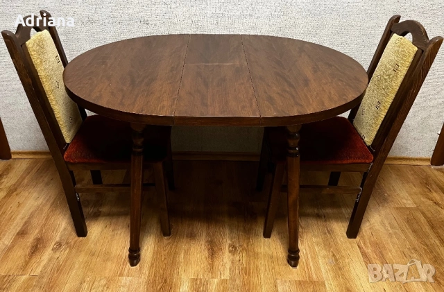 Трапезна маса разтегателна