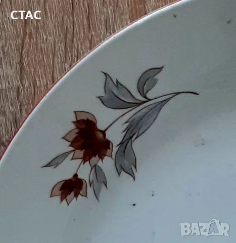 Неизползвано порцеланово плато от80-те год, снимка 4 - Чинии - 50099362