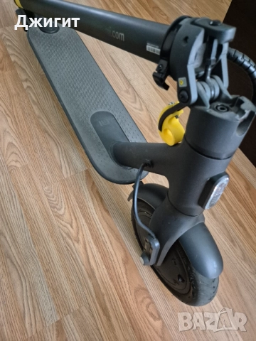 Електрическа тротинетка Xiaomi , снимка 2 - Скейтборд, ховърборд, уейвборд - 52348496