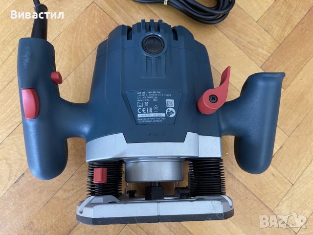 Оберфреза Bosch GOF 130 Professional.Нова от Германия., снимка 10 - Други инструменти - 46304824