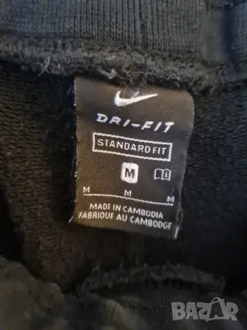 Долните анцунг Nike,размер М, снимка 2 - Спортни дрехи, екипи - 48556096