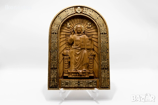 Исус Христос на трон – позлатена релефна икона от масивен дъб, снимка 4 - Икони - 53222686