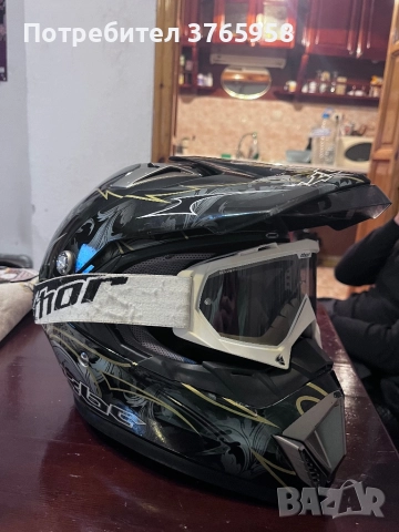 Каска с очила за мотокрос, ендуро, носена е 2/3 пъти!, снимка 3 - Аксесоари и консумативи - 52899154