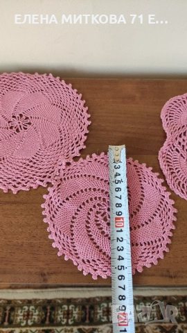 Комплект от 4 малки кръгли покривки плетени на една кука, снимка 4 - Покривки за маси - 52136870