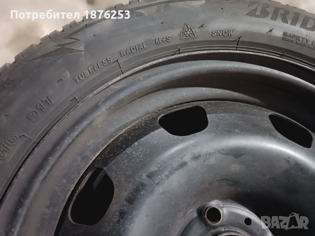 Зимни гуми Bridgestone Blizzak 205/55R16 на железни джанти, снимка 4 - Гуми и джанти - 45934613