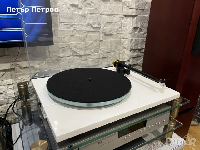 Грамофон Rega P1