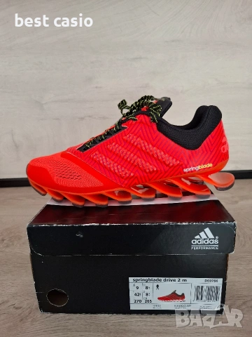 Продавам нови оригинални мъжки маратонки Адидас.