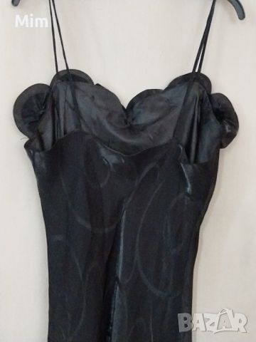 XS Черна дълга рокля за много елегантна дама , снимка 4 - Рокли - 46392618