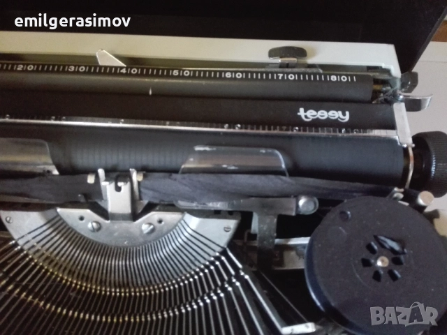 Микроскоп , пишеща машина и мелница за кафе., снимка 11 - Други стоки за дома - 50492201