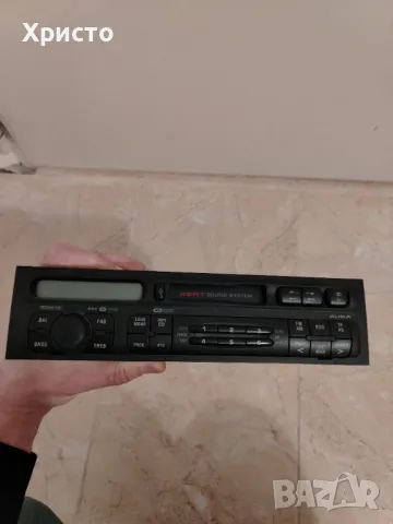 Оригинален радио касетофон за сеат, снимка 2 - Аксесоари и консумативи - 49933142