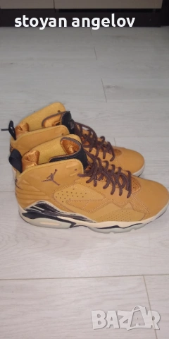 Маратонки Nike Air Max-Jordan-Чисто Нови, снимка 2 - Спортни обувки - 53821621