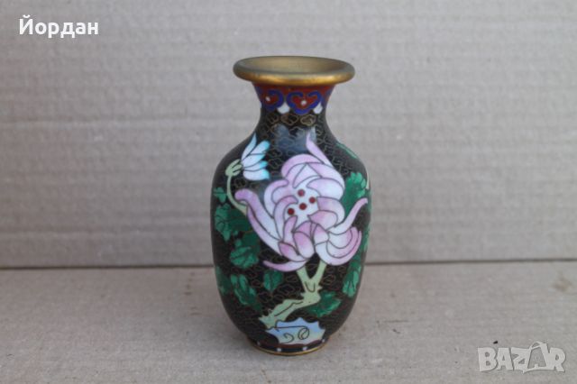 Китайска ваза ''Клоизоне'', снимка 1 - Вази - 46389019