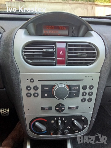 Опел Корса 1,4 бензин,клима, снимка 17 - Автомобили и джипове - 52956673