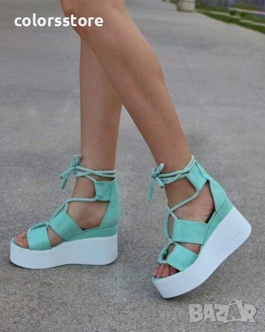 Сандали на платформа - мента велур с бяло ходило - 311 