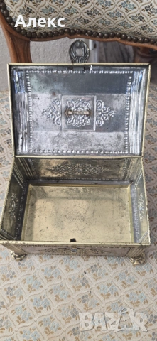 Винтидж метална кутия, ковчеже, касичка., снимка 7 - Антикварни и старинни предмети - 53829368