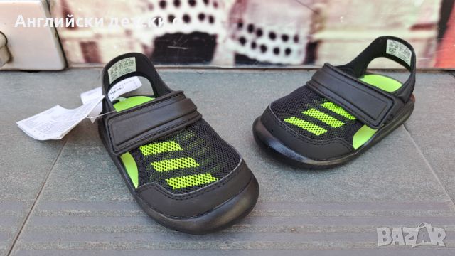 Детски оригинални сандали Adidas, снимка 3 - Детски сандали и чехли - 46442196