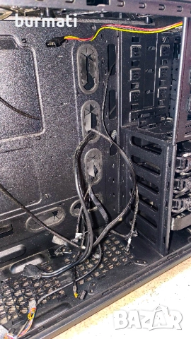 Кутия за компютър-Thermaltake, снимка 5 - Геймърски - 53778737